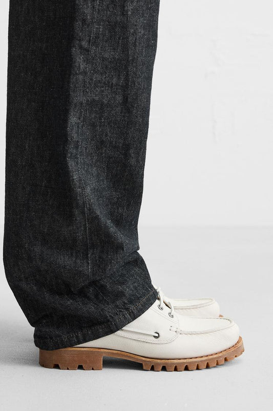 LEATHER BOAT SHOES
